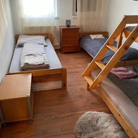 شقة Utulny Triangel 50m Od Lyziarskeho Vleku Zahradky *